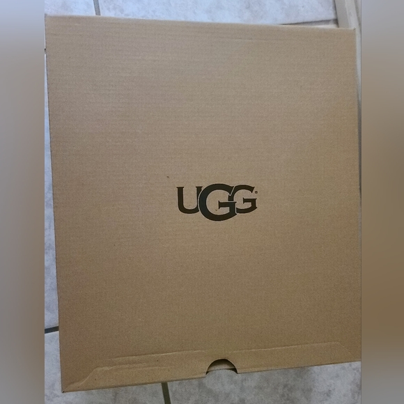 UGG Women's Keely Black Boots 7 - Picture 10 of 10
